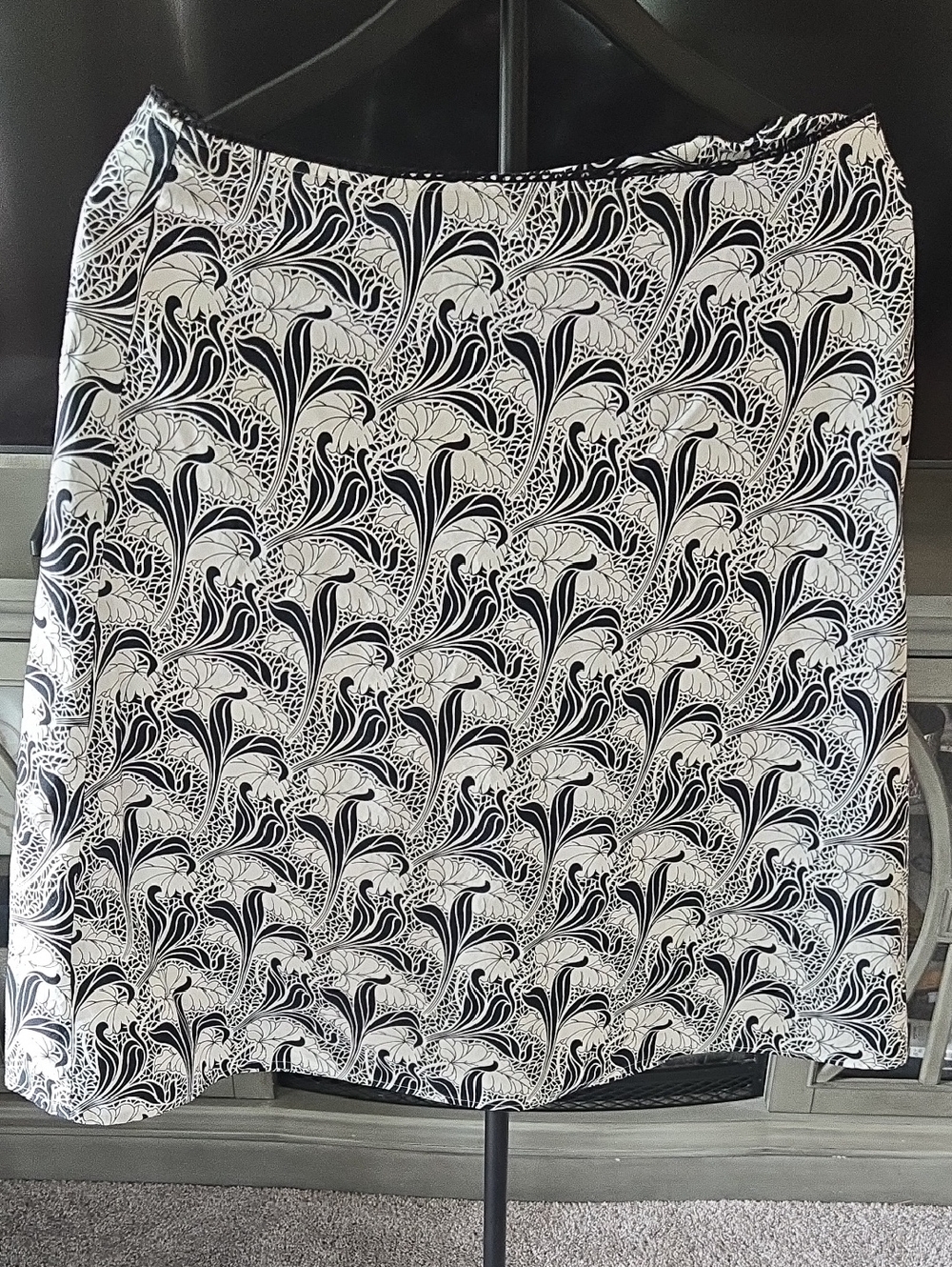 Tommy Hilfiger Black & White Floral A-Line Skirt